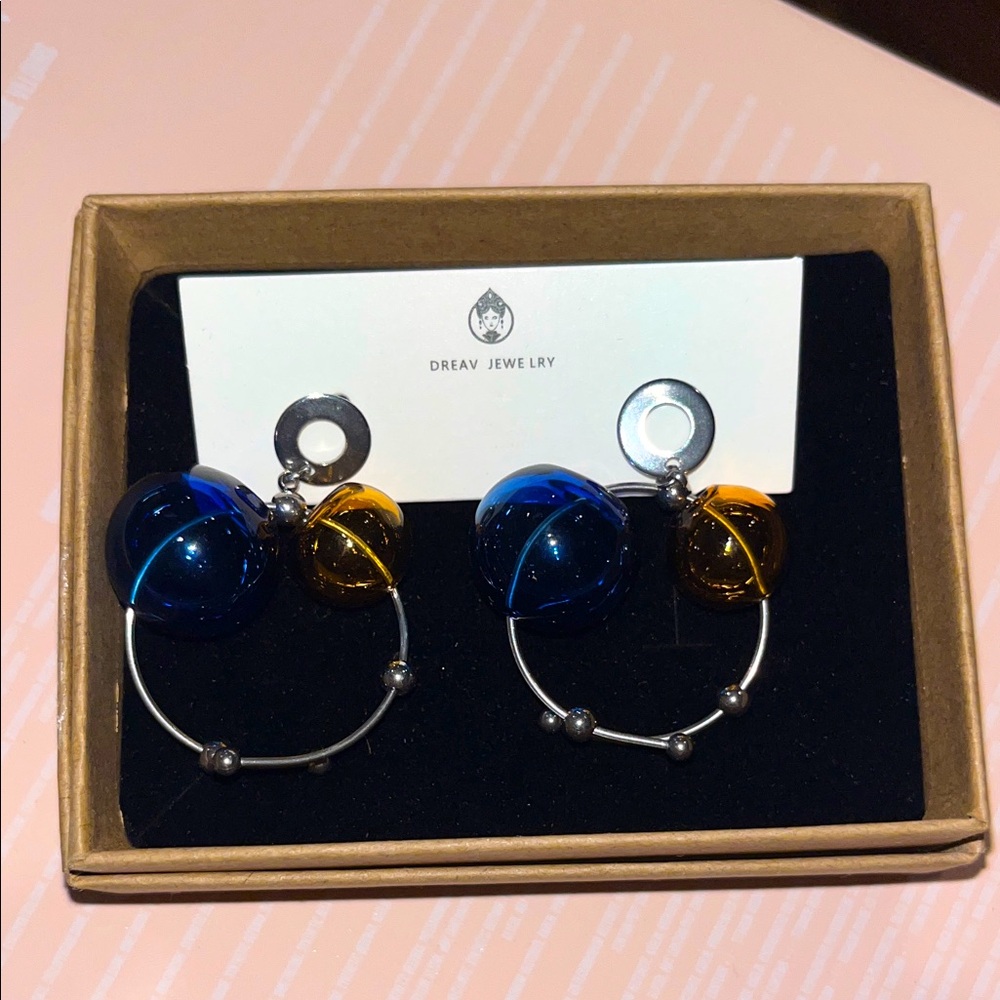 DREAV JEWELRY Blue and yellow glass Orb Earrings